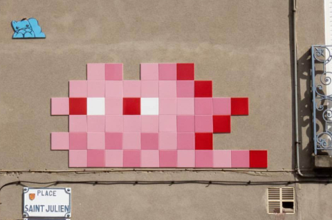 Invader pixel street art